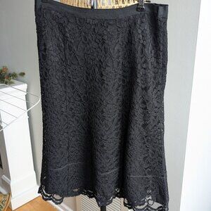 Black Old Navy Lace Skirt